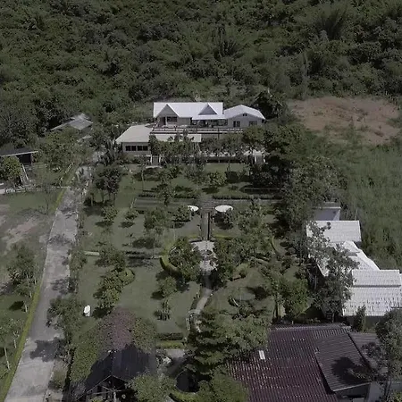 Pattharapuri Valley Resort