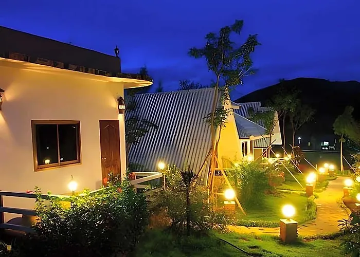 Pattharapuri Valley โรงแรม สวนผึ้ง