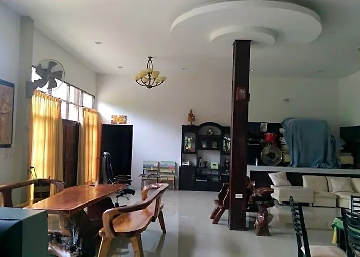 Pattharapuri Valley Hotel Suan Phueng